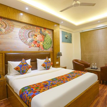 Fabhotel Prime Star 17 - Nr Yashobhoomi Convention Centre Delhi  Exterior photo