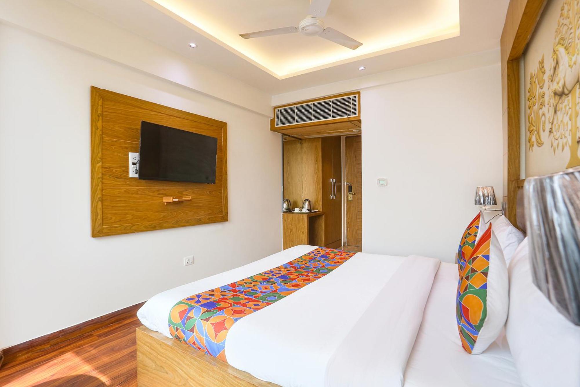 Fabhotel Prime Star 17 - Nr Yashobhoomi Convention Centre Delhi  Exterior photo