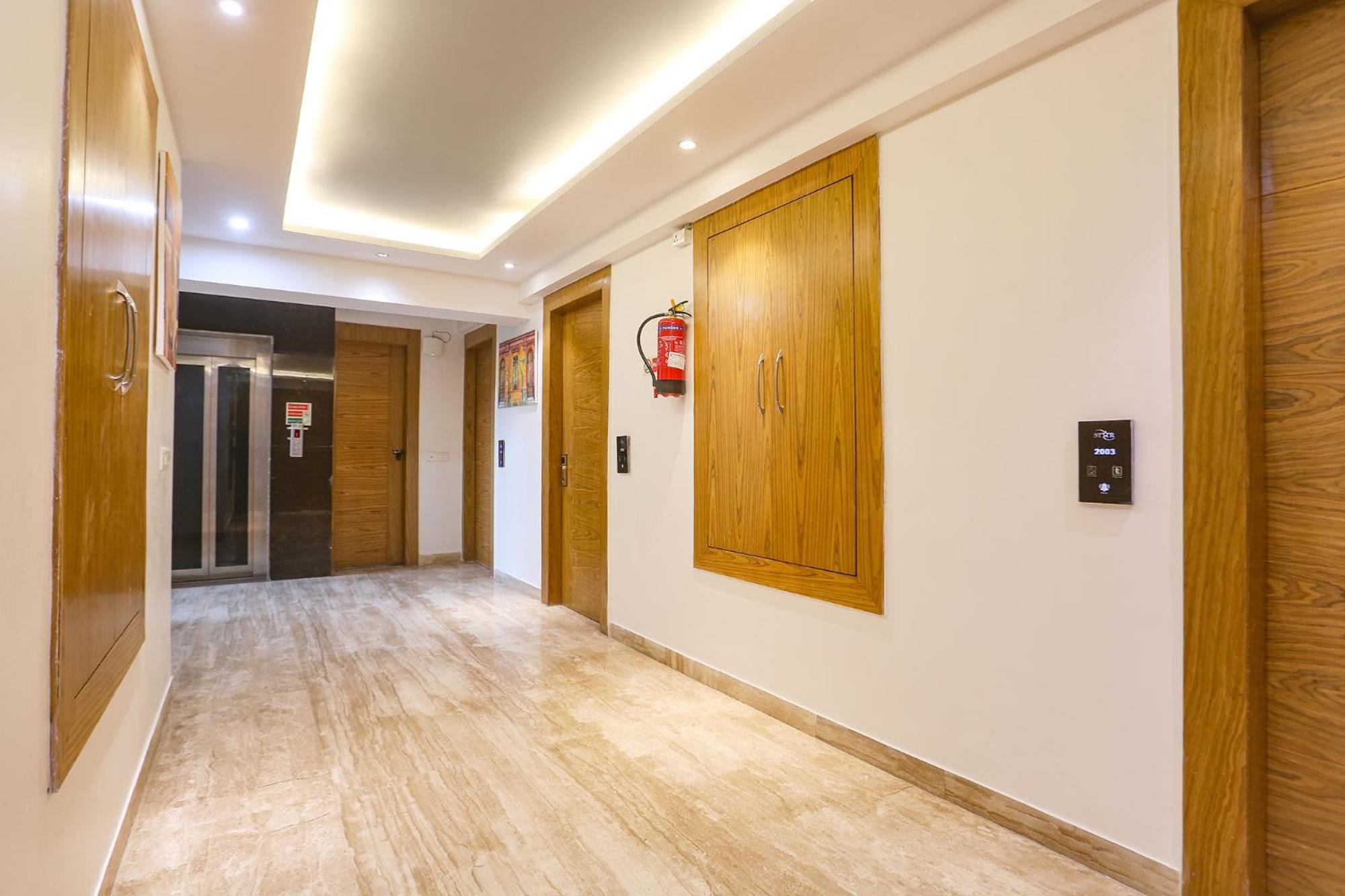 Fabhotel Prime Star 17 - Nr Yashobhoomi Convention Centre Delhi  Exterior photo
